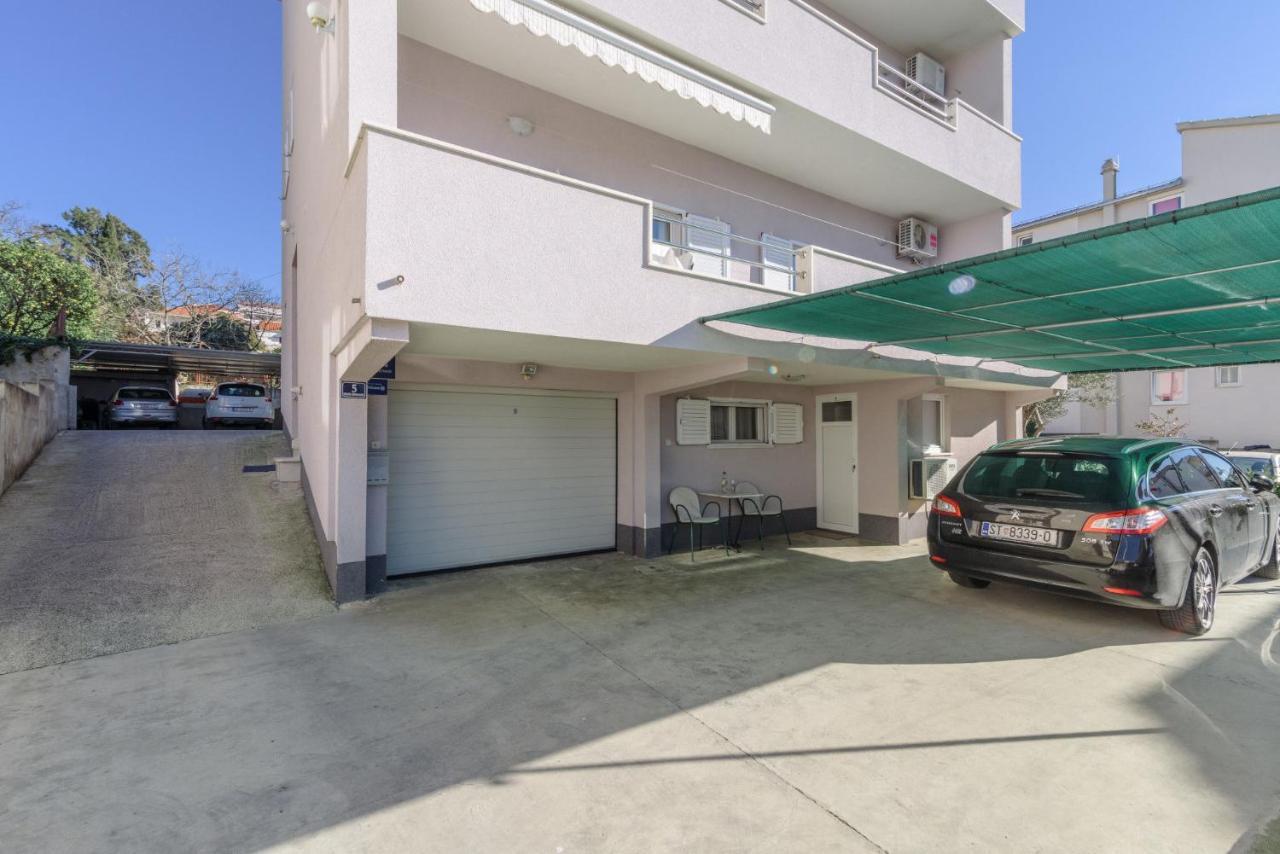 Apartments Meri トロギール エクステリア 写真