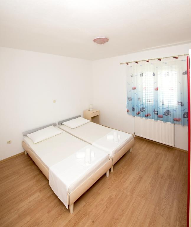 Apartments Meri トロギール 部屋 写真